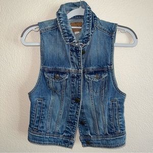 American Eagle Outfitters Medium Wash Denim Vest XS